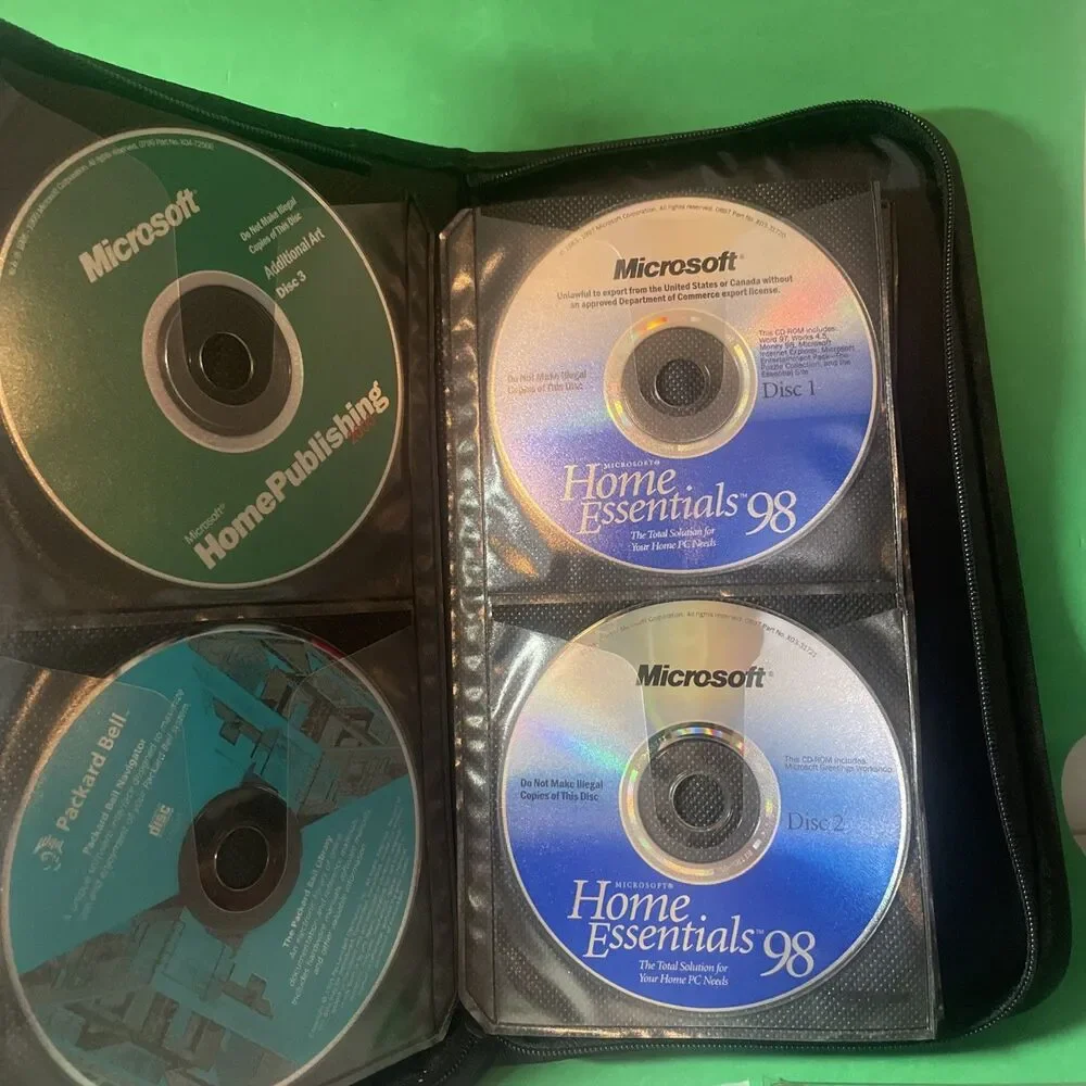 Lot Of Over 50+  PC CD Rom Computer Games Multimedia Atlas Kids Zoo in Binder